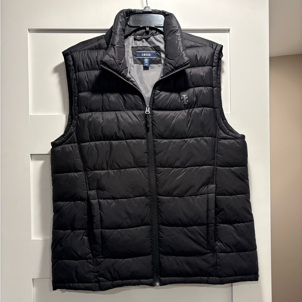 Izod Men's Dark Puffer Vest